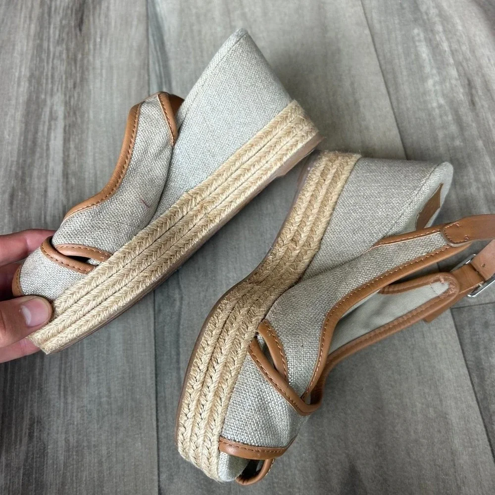 Tory Burch wedge sandals in tan & brown size 37
